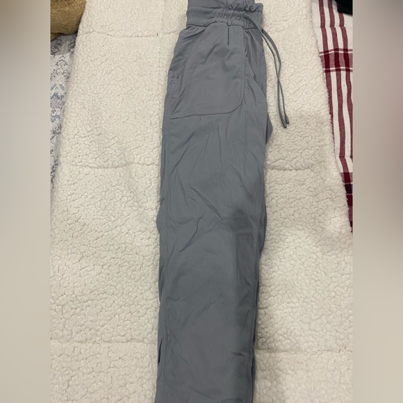 Grey lululemon dance studio cropped pants - Picture 2 of 4